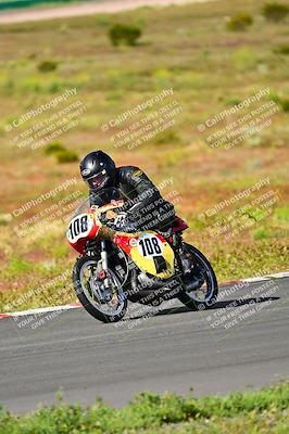 media/Apr-14-2024-Classic Track Day (Sun) [[4353457701]]/Practice/